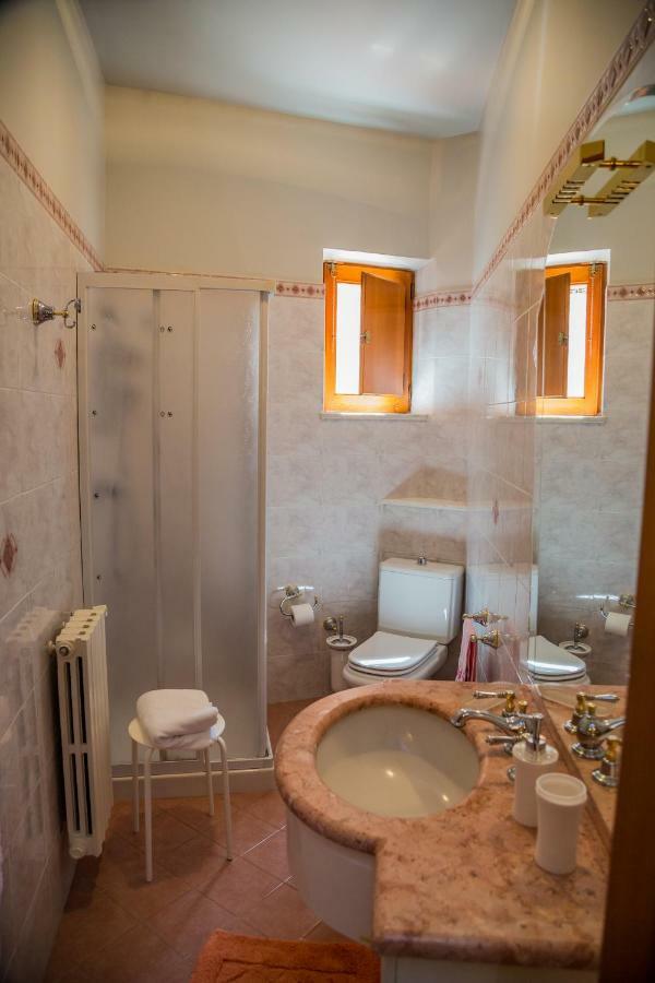 B&B Cortile Aurora Bronte Eksteriør bilde